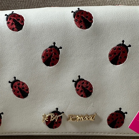Betsey Johnson White and Red Ladybug 🐞 Crossbody Bag - Picture 4 of 11